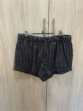 Volcom Black and White Pinstripe High Waist drawstring shorts- NWOT